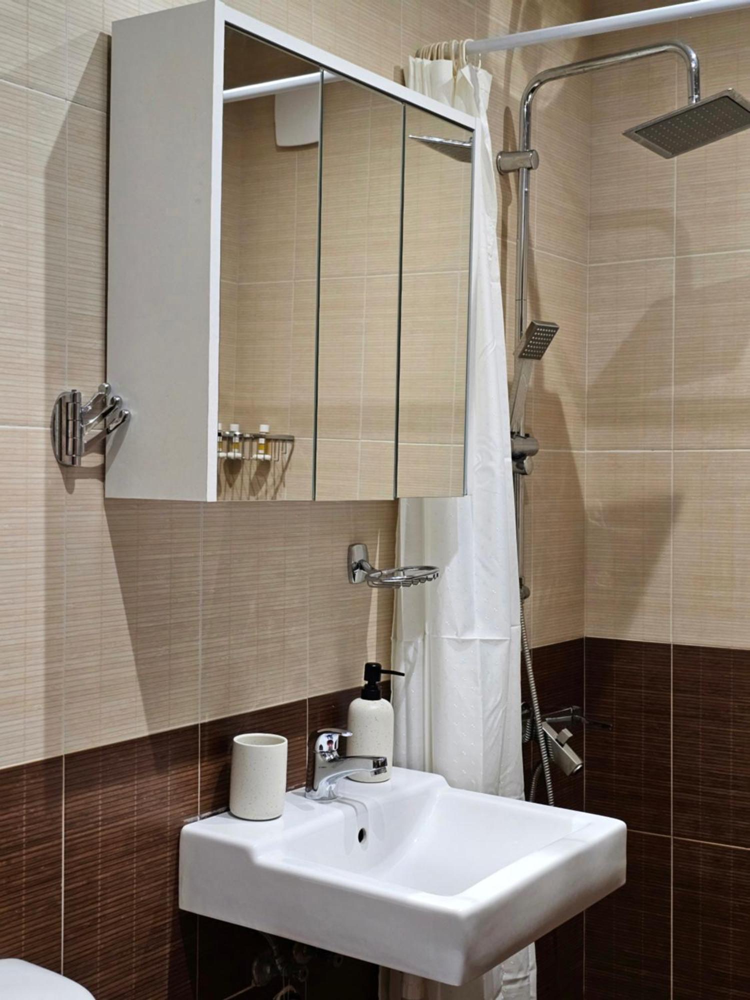 Rea Mladost - Easy Access To Metro, Ideal Location Sofia Esterno foto