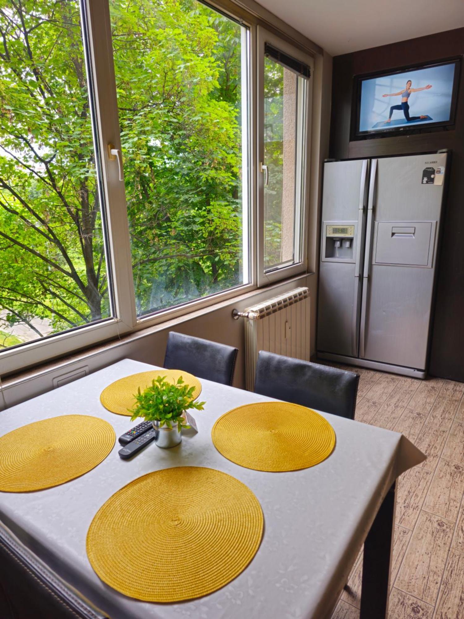 Rea Mladost - Easy Access To Metro, Ideal Location Sofia Esterno foto
